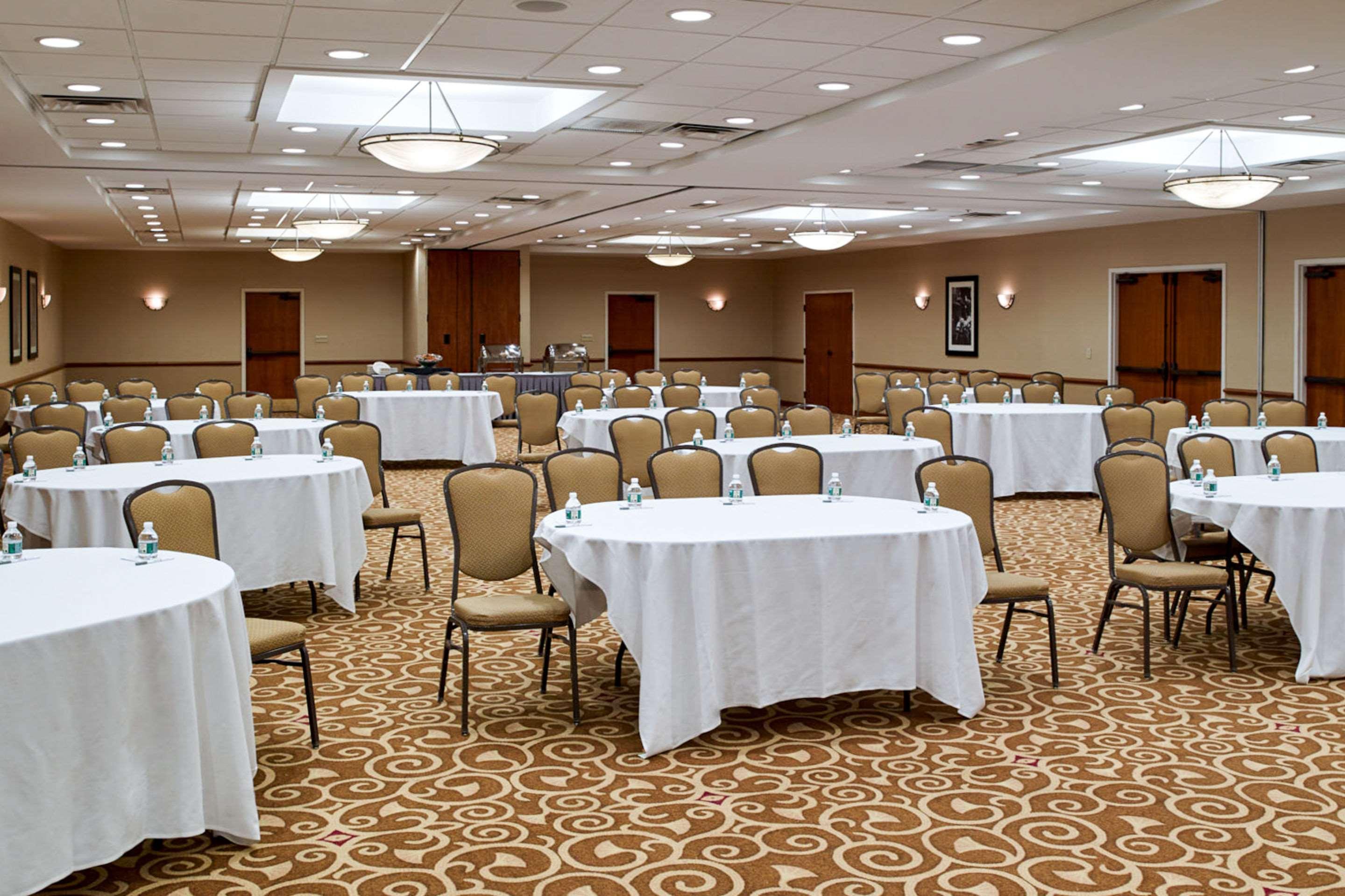 Clarion Hotel Airport Portland Esterno foto